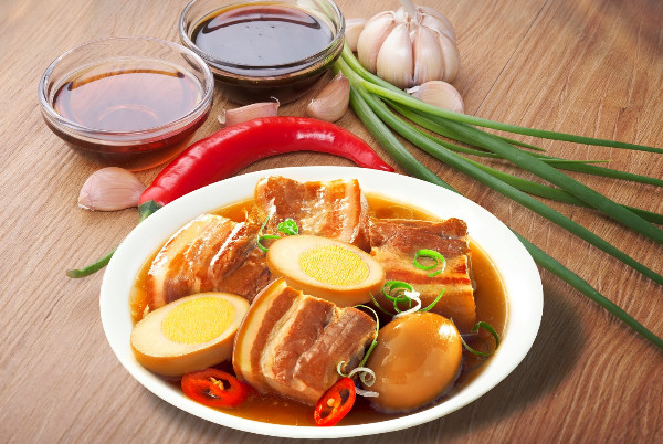 Các món ăn không thể thiếu trong ngày Tết Nguyên Đán