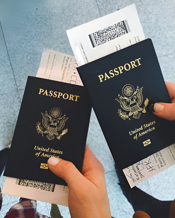 Những món đồ không thể thiếu trong vali du lịch hè dành cho bạn