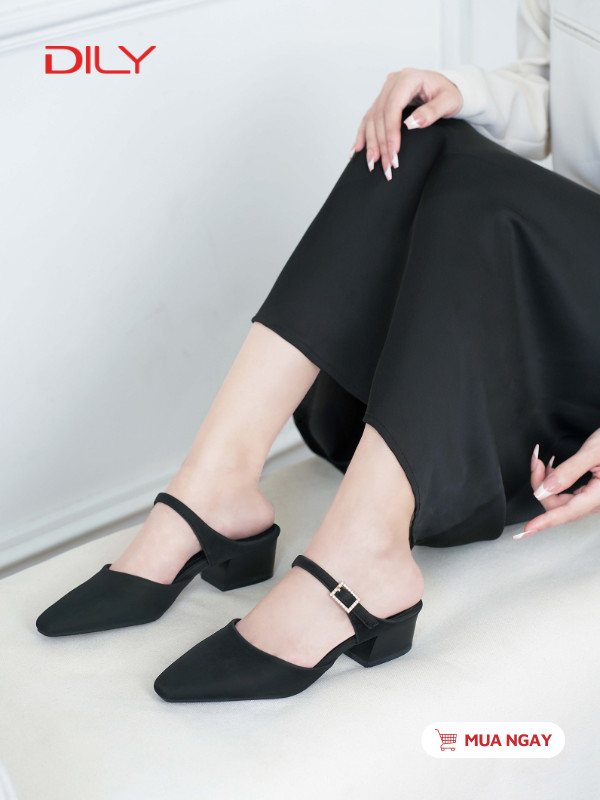 Mules mũi vuông quai ngang gắn khóa đính đá AA0499 - DILY