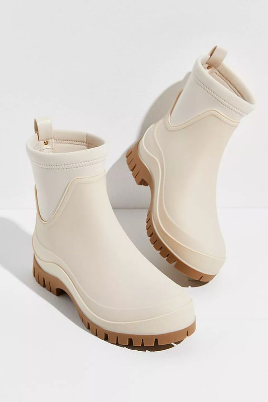 Dự đoán những kiểu giày hot nhất của năm 2023