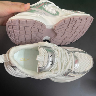 Màu sắc : Hồng / Size : 38