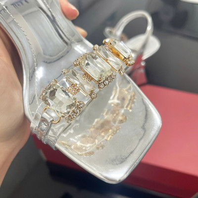 Màu sắc : Bạc / Size : 36