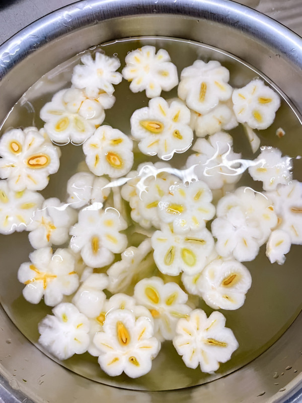 Cách làm gỏi gà măng cụt siêu ngon, món ăn khuấy đảo mùa hè