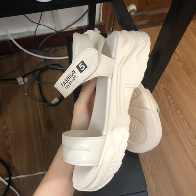 Màu sắc : Trắng Kem / Size : 39