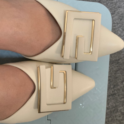 Màu sắc : Kem / Size : 37