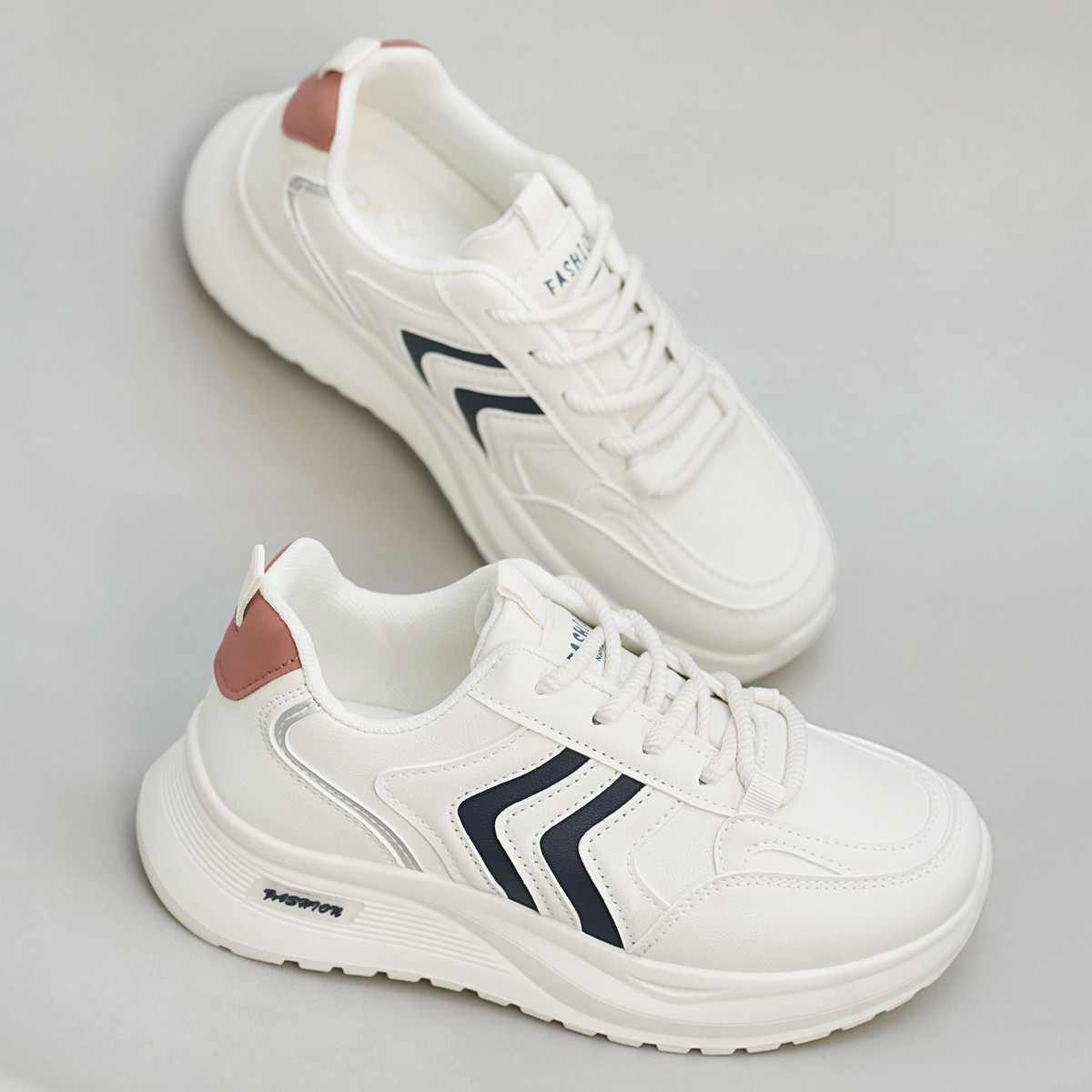 Giày Sneaker AG0171