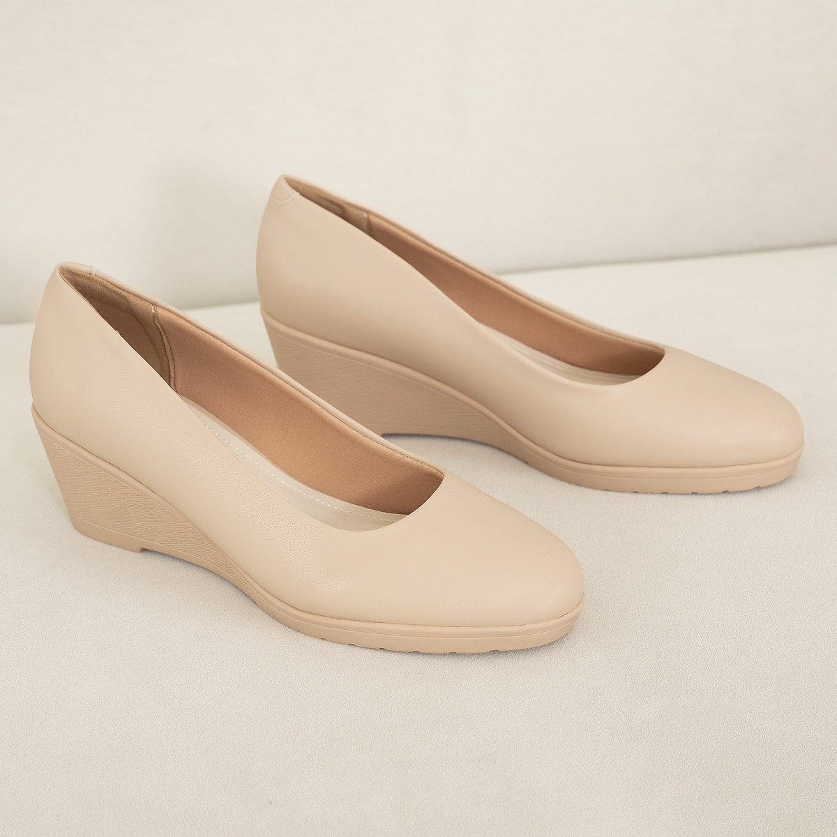 Giày Bít Đế Xuồng DL0696