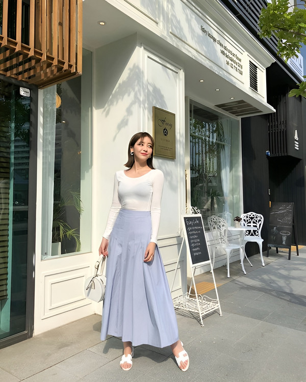 Phối đồ chuẩn xu hướng với chân váy xếp ly cho nàng công sở