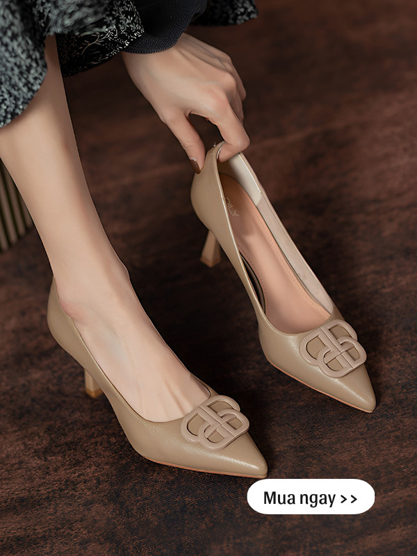Giày cao gót basic - Items cân mọi outfit diện Tết