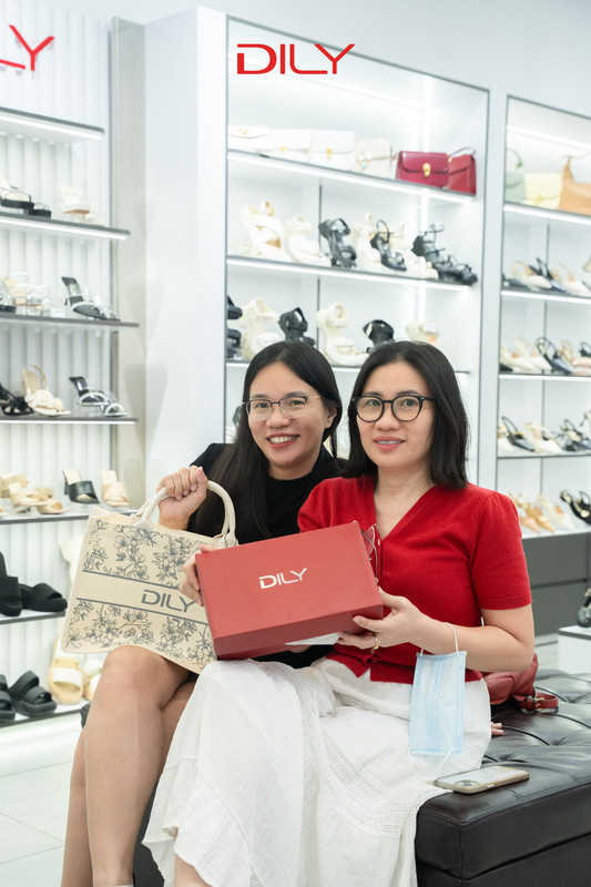Cửa hàng DILY – Trải nghiệm mua sắm trực tiếp đáng tin cậy cho khách hàng