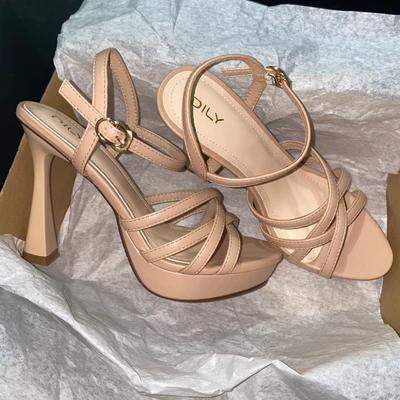 Color : Brown / Size : 37