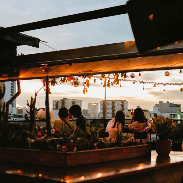 Quán rooftop view đẹp mà bạn nên đến tại Sài Gòn