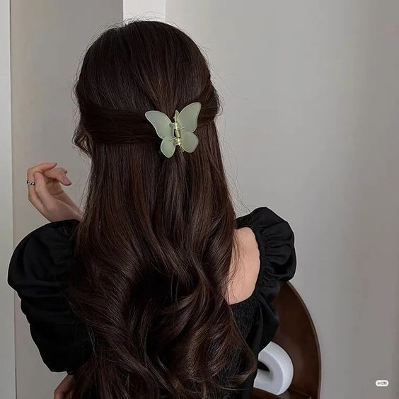 Tạm biệt mái tóc khô xơ gãy rụng với 5 bí quyết chăm sóc hiệu quả