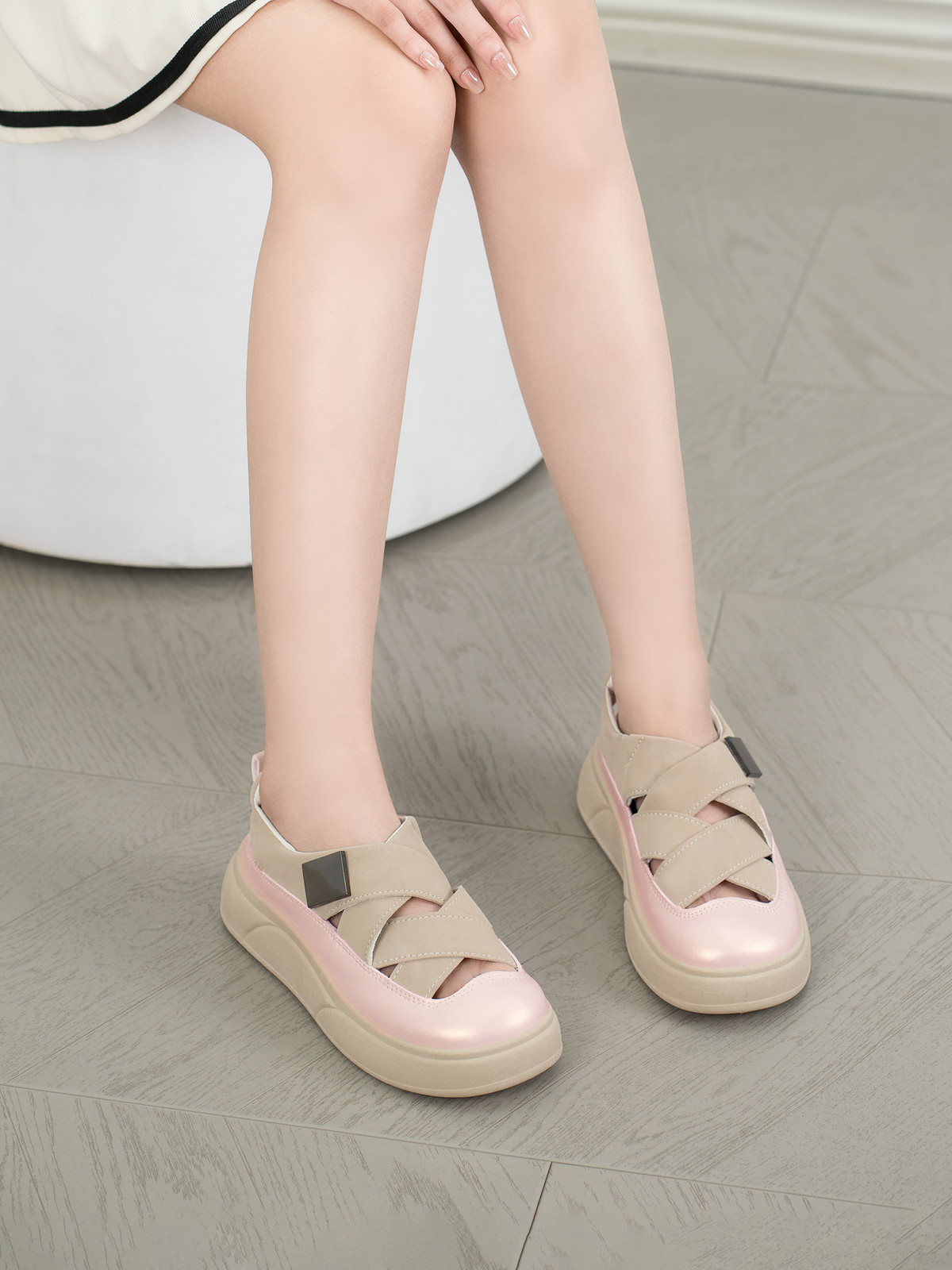 Sneaker Đế Độn AG0176