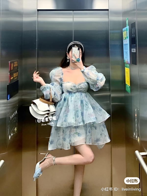 Đầm hoa nhí - Items lung linh cho phái đẹp tươi mới ngày hè