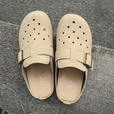 Màu sắc : Kem / Size : 38