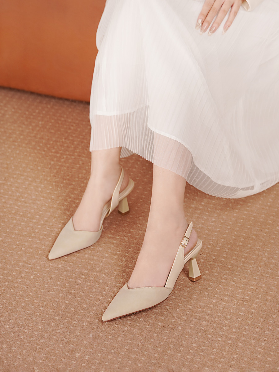 Giày Slingback AA0479 Kem