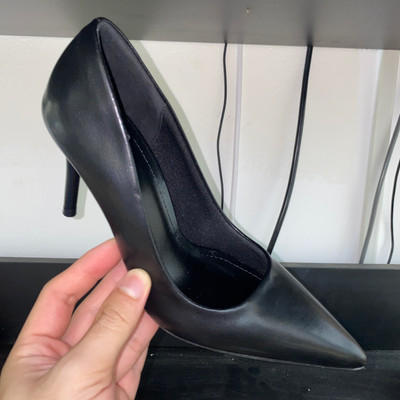 Màu sắc : Đen / Size : 38