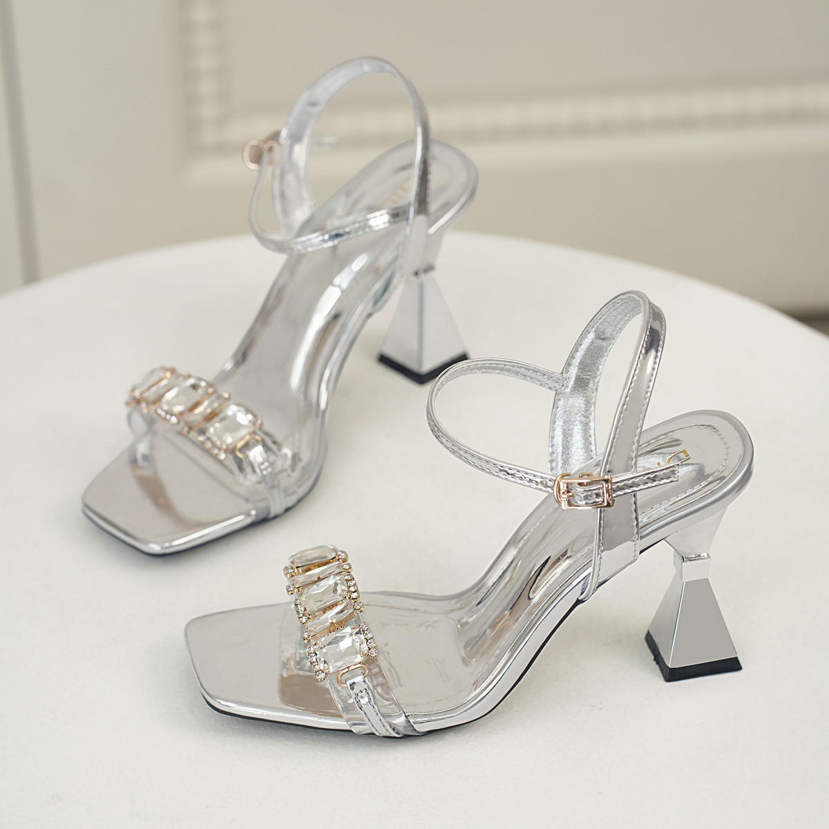 Sandal cao gót DL0593