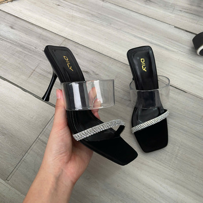 Màu sắc : Đen / Size : 38