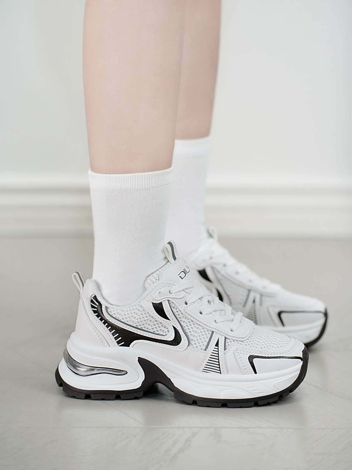 Giày Sneaker AG0168