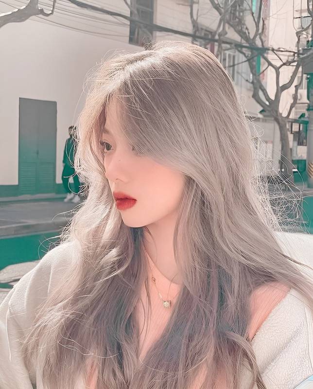 Xám khói - Màu tóc xinh 2023