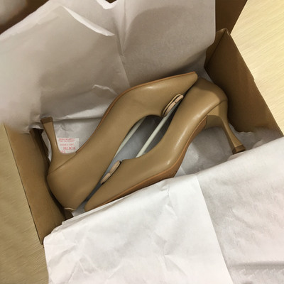 Màu sắc : Nâu / Size : 35