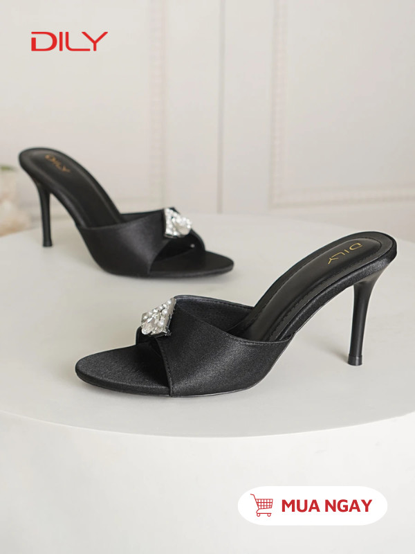 5 mẫu giày mang áo dài để nàng du xuân ngày Tết