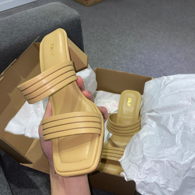 Màu sắc : Nâu Tây / Size : 38