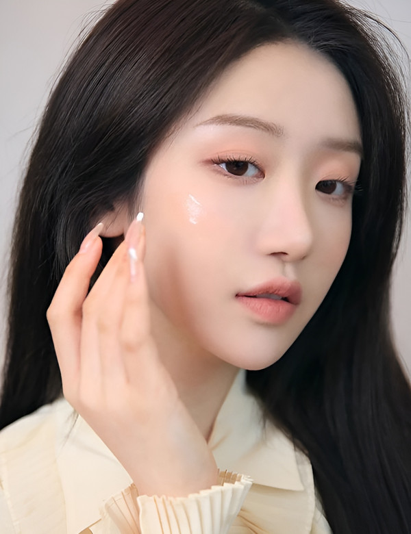 Kem dưỡng ẩm là gì? Cách sử dụng kem dưỡng ẩm hiệu quả.