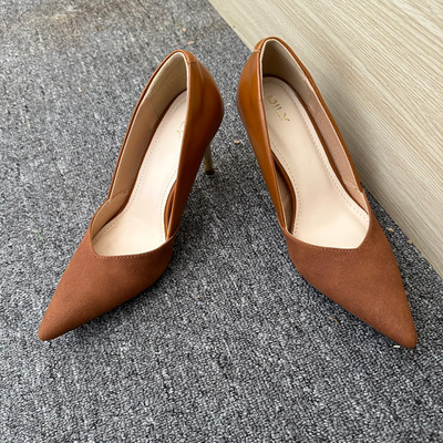 Màu sắc : Nâu / Size : 37