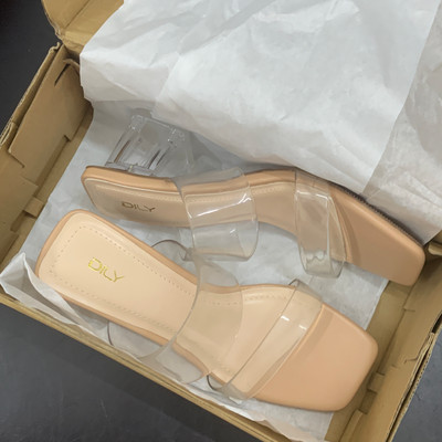 Màu sắc : Nâu / Size : 37