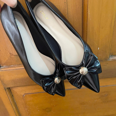 Màu sắc : Đen / Size : 36