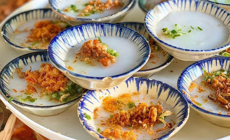 Bánh bèo chén hẻm ăn vặt 284 Lê Văn Sỹ