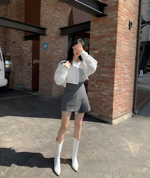 Giày boot nữ - Items hot trend 2023 giúp nàng có outfit thăng hạng