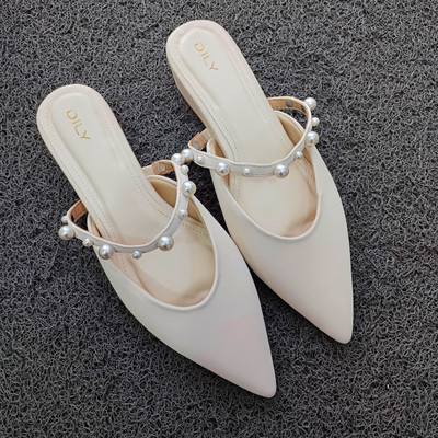 Màu sắc : Kem / Size : 36