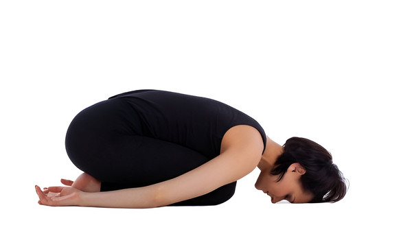 5 bài tập yoga cho người mới bắt đầu, kiến thức nhập môn cần biết