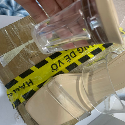 Màu sắc : Nâu / Size : 38