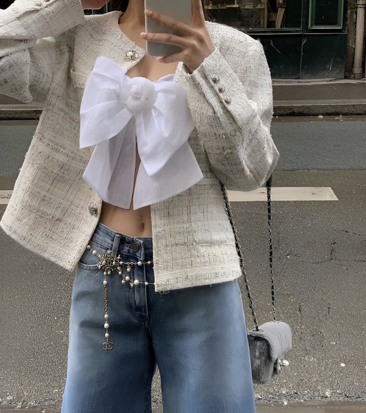 Vải tweed - Tăng độ thời thượng cho những outfit diện Tết