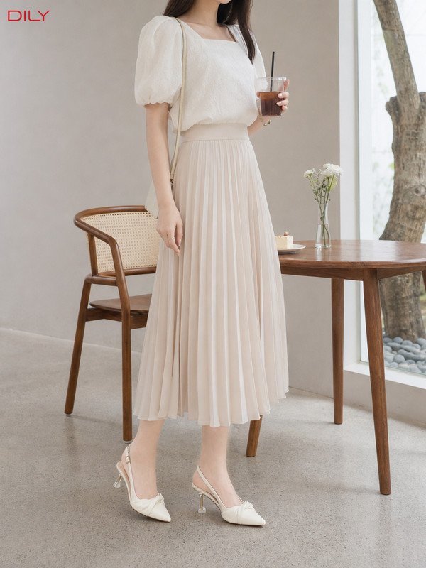Outfit cafe
