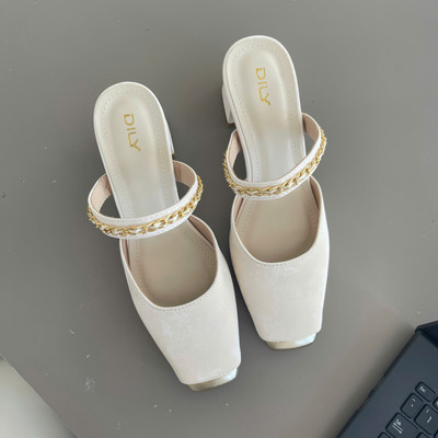 Màu sắc : Trắng Kem / Size : 37