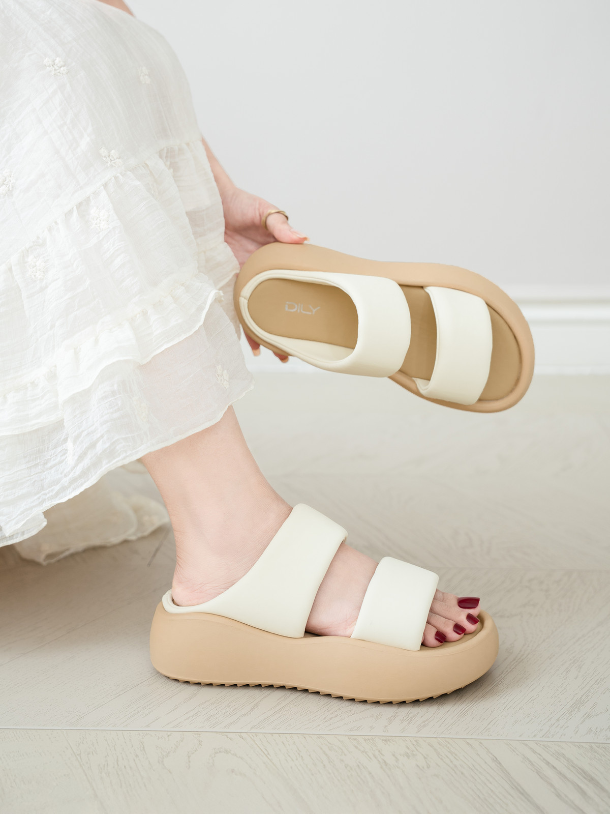 Dép Bánh Mì AG0161