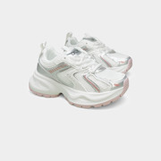 GIÀY SNEAKER