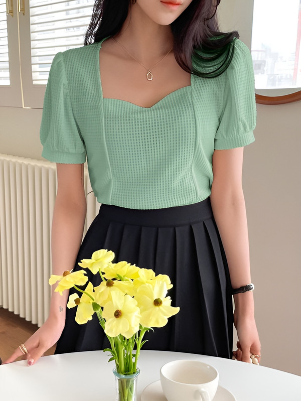 Dily - Điểm Danh 6 Kiểu Áo Đẹp, Sang Trọng Mà Nàng Công Sở Nên Có