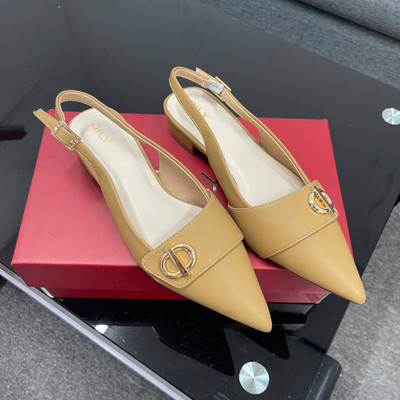 Màu sắc : Nâu / Size : 36