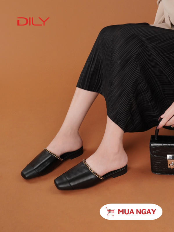 Dép sục thiết kế phối màu, mũi vuông gắn xích sang trọng cao 1.5cm AA0483 - DILY