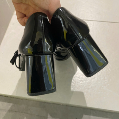 Màu sắc : Đen / Size : 38