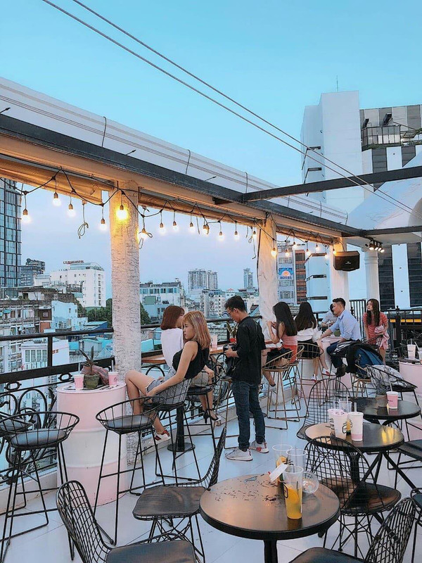 Quán rooftop view đẹp mà bạn nên đến tại Sài Gòn