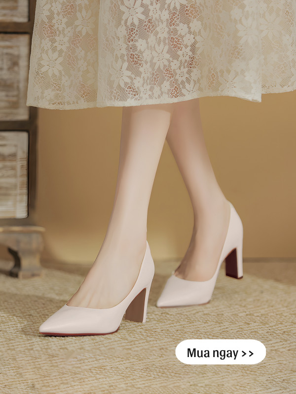 Giày cao gót basic - Items "quốc dân" của các cô nàng công sở