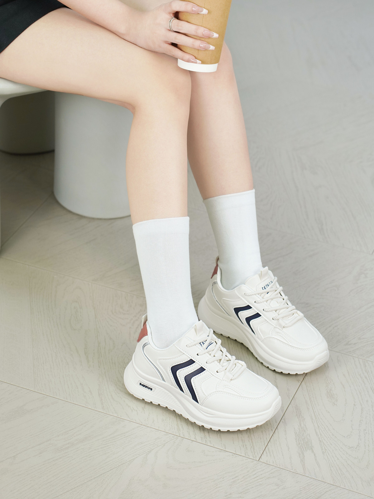 Giày Sneaker AG0171